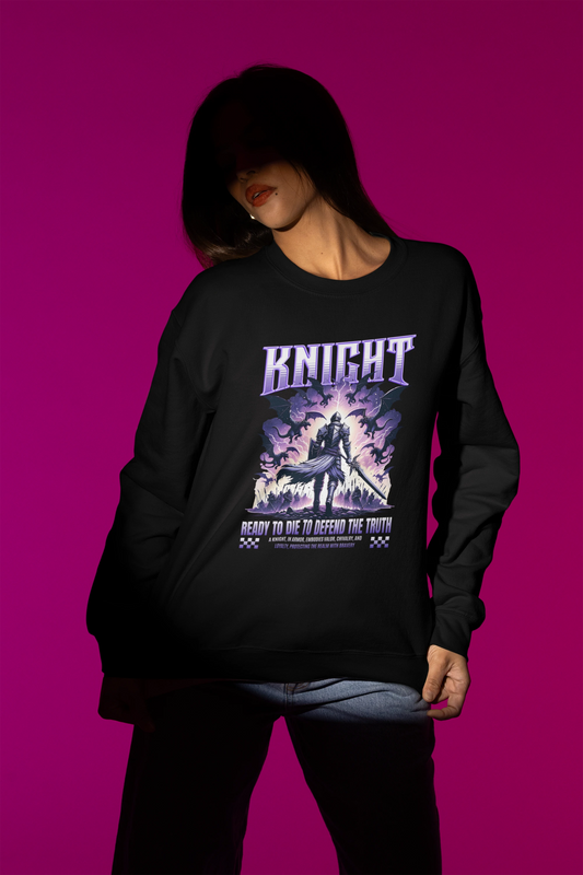 Knight – Ready to Die to Defend the Truth | Epic Warrior Fantasy Pullover – schwarz Pullover als Weibliches Model-Mockup, hochwertiges Nerd- & Gaming-Design Produktfoto.