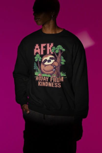 AFK – Away From Kindness | Pixel Sloth Pullover – schwarz Pullover als Maennliches Model-Mockup, hochwertiges Nerd- & Gaming-Design Produktfoto.
