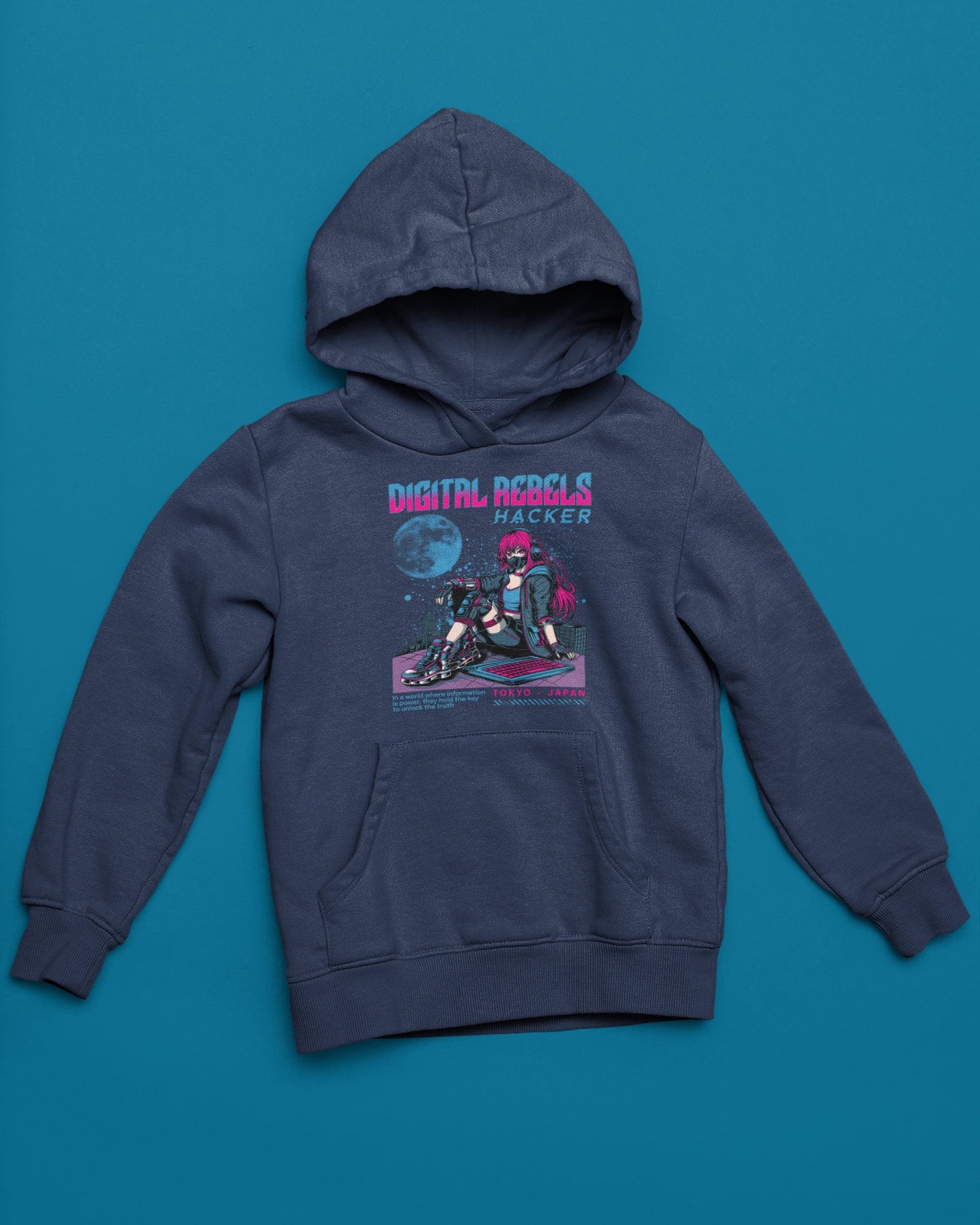 Digital Rebels Hoodie – Hacker Girl Cyberpunk Tokyo Design – marine Hoodie als flatlay-Mockup, modernes Gaming-Design und hochwertiges Produktfoto.