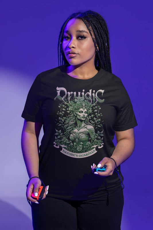 Druidic – Nature’s Guardian | Fantasy T-Shirt für Natur- & RPG-Fans – schwarz T-Shirt als weiblich-Mockup, modernes Gaming-Design und hochwertiges Produktfoto.