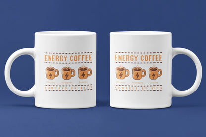 Energy Coffee – Keramiktasse (325 ml) – 325 ml Keramiktasse als Doppel-Mockup, hochwertiges Gaming- & Nerd-Design Produktfoto.