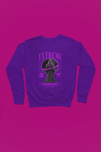 Extreme | „Being Normal Is Boring“ Pullover im Dark-Fantasy-Style – lila Pullover als Flatlay-Mockup, hochwertiges Nerd- & Gaming-Design Produktfoto.
