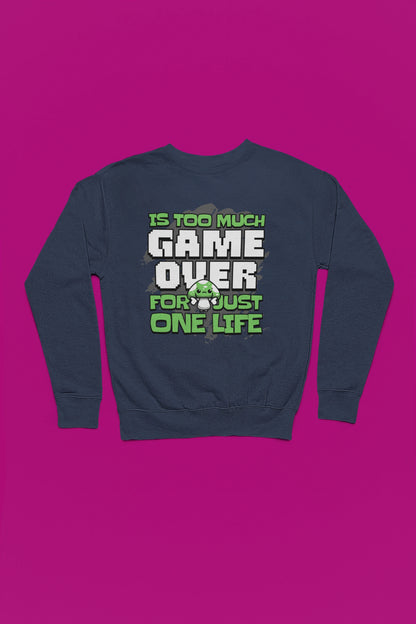 Game Over Mushroom | Retro Gamer Pullover im Pixel-Style – marine Pullover als Flatlay-Mockup, hochwertiges Nerd- & Gaming-Design Produktfoto.