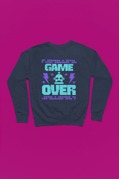 Game Over Robot | Retro-Pixel Pullover fuer Gamer – marine Pullover als Flatlay-Mockup, hochwertiges Nerd- & Gaming-Design Produktfoto.