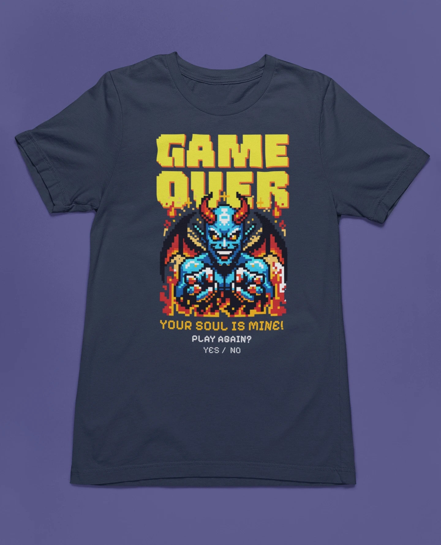 Game Over – Your Soul Is Mine! Retro Pixel Demon T-Shirt für Gamer – marine T-Shirt als flatlay-Mockup, modernes Gaming-Design und hochwertiges Produktfoto.