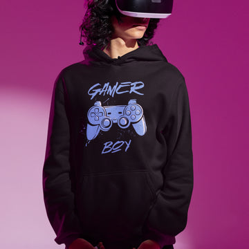 Gaming Hoodie - Gamer Boy schwarz – Gaming Hoodie getragen von maennlichem Model mit Gaming  Gamer Boy Print