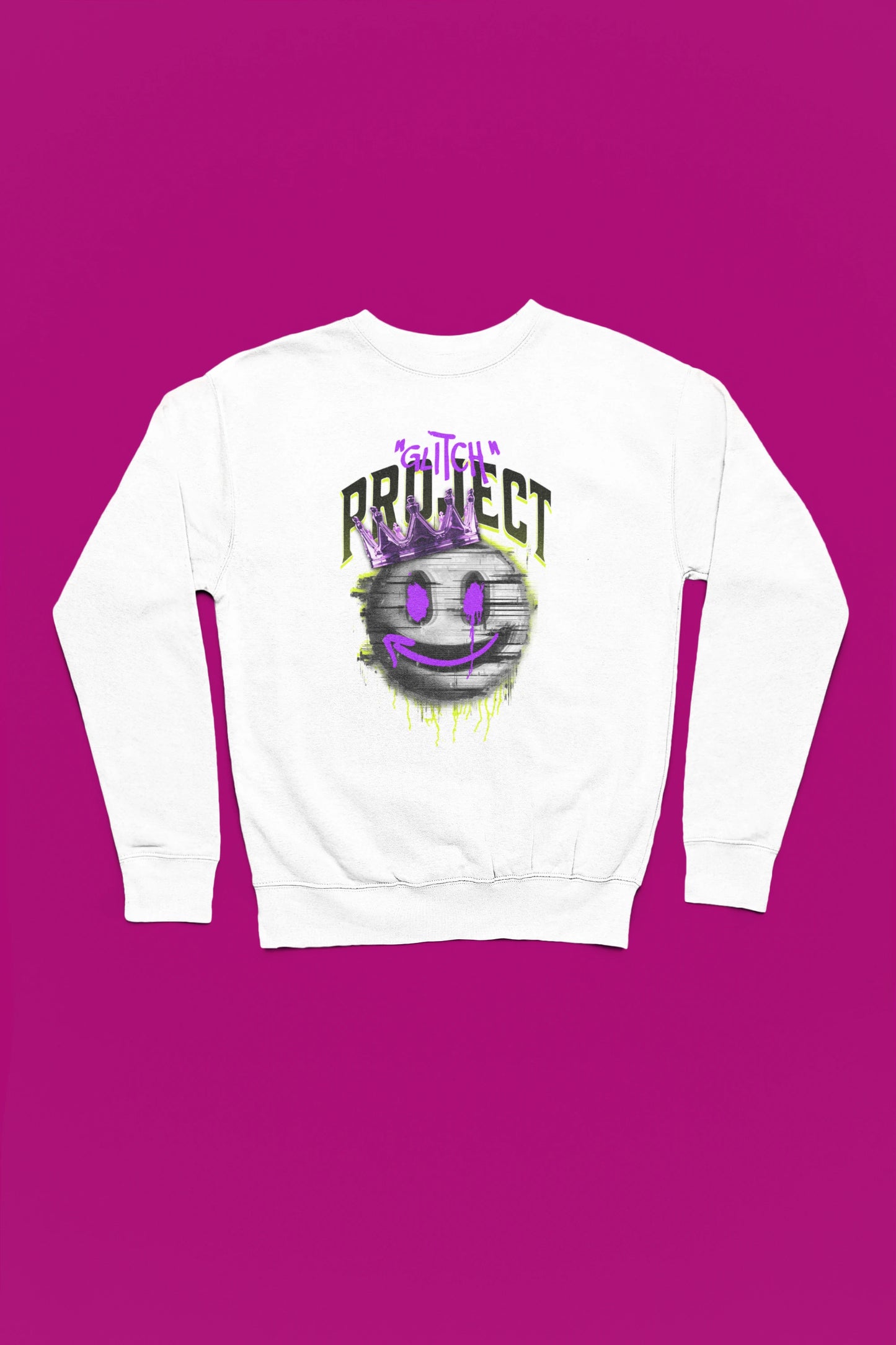 Glitch Project – Neon Crown Smiley Pullover – weiss Pullover als Flatlay-Mockup, hochwertiges Nerd- & Gaming-Design Produktfoto.