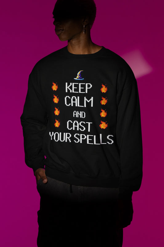 Keep Calm & Cast Your Spells | Magischer Pixel-Pullover – schwarz Pullover als Maennliches Model-Mockup, hochwertiges Nerd- & Gaming-Design Produktfoto.