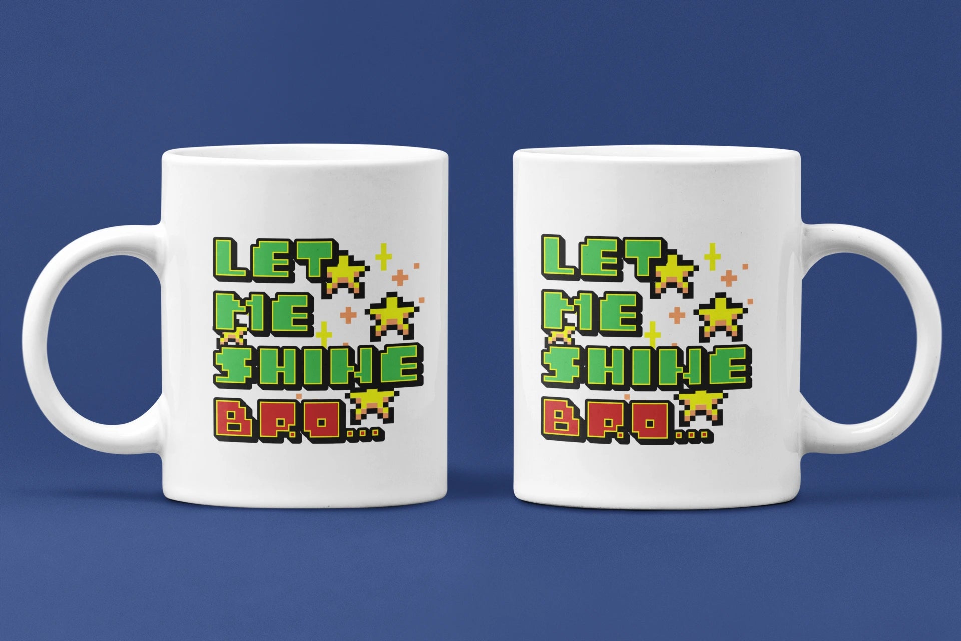 Let Me Shine Bro… – Keramiktasse (325 ml) – 325 ml Keramiktasse als Doppel-Mockup, hochwertiges Gaming- & Nerd-Design Produktfoto.