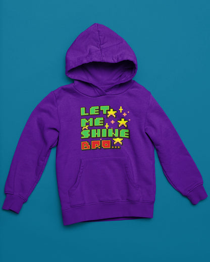 Let Me Shine Bro… | Pixel Hoodie im Retro-Arcade Style – lila Hoodie als flatlay-Mockup, modernes Gaming-Design und hochwertiges Produktfoto.