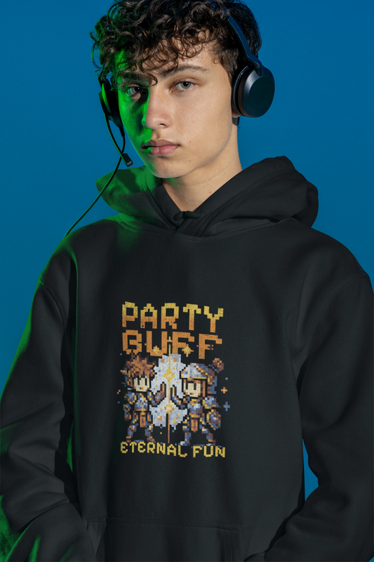 Party Buff | Pixel-RPG Hoodie fuer Koop-Abenteurer – schwarz Hoodie als maennlich-Mockup, modernes Gaming-Design und hochwertiges Produktfoto.