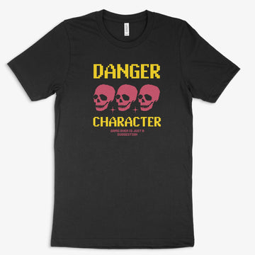 Pixel Gamer Shirt - Danger Character in Farbe schwarz 