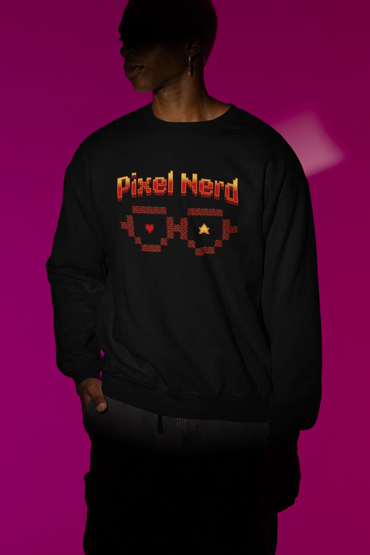 Pixel Nerd – Retro 8-Bit Gamer Pullover – schwarz Pullover als Maennliches Model-Mockup, hochwertiges Nerd- & Gaming-Design Produktfoto.