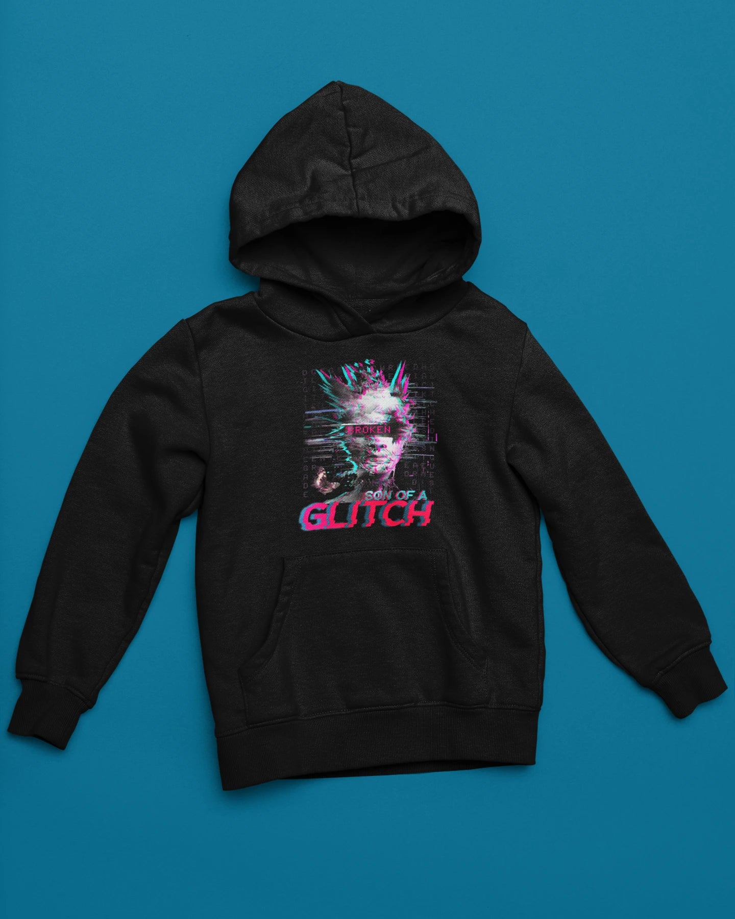 Son of a Glitch Hoodie – Cyberpunk Glitch Art & Digital Chaos – schwarz Hoodie als flatlay-Mockup, modernes Gaming-Design und hochwertiges Produktfoto.