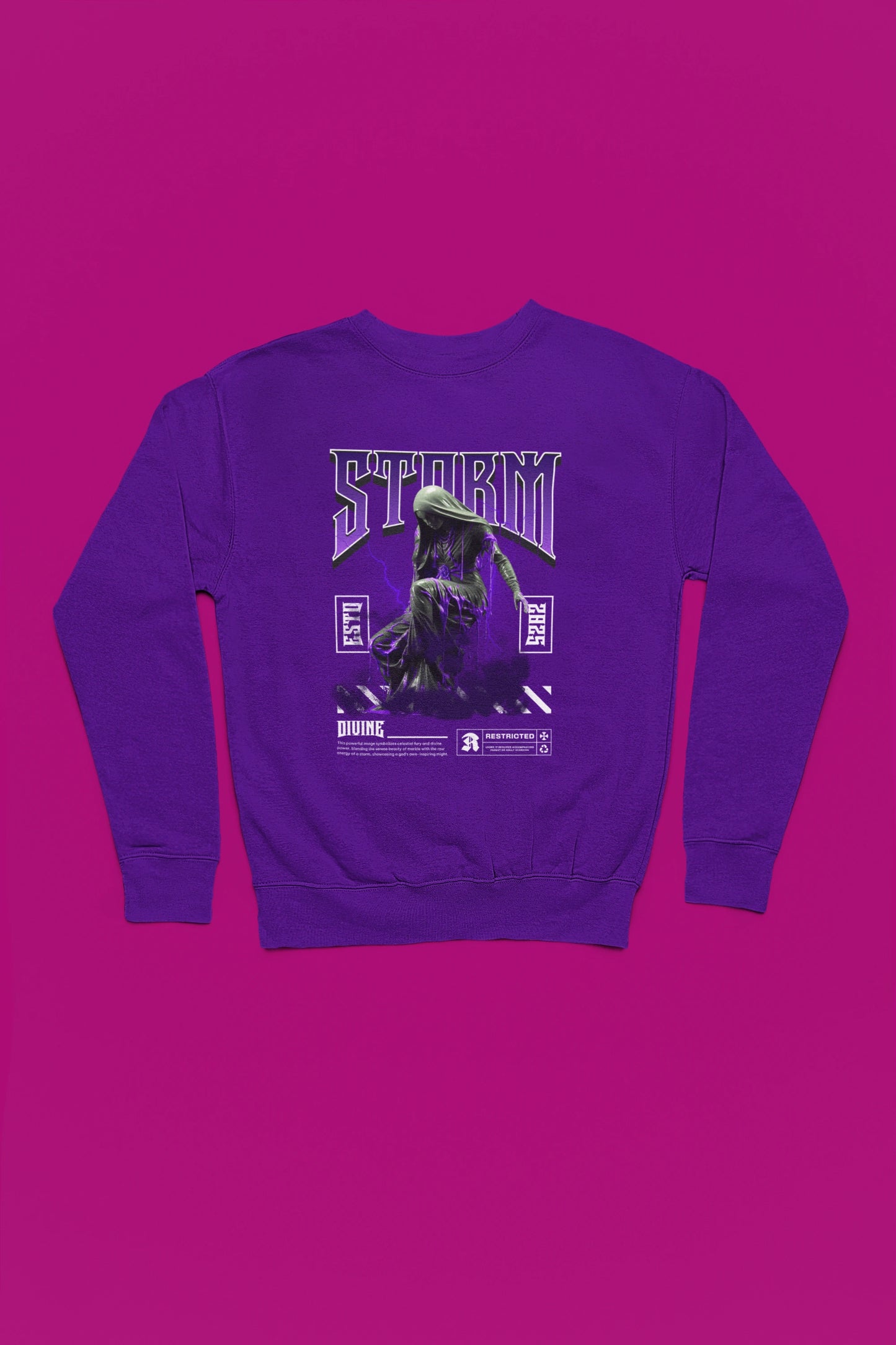 Storm Divine – Gothic Marble Statue Lightning Pullover – lila Pullover als Flatlay-Mockup, hochwertiges Nerd- & Gaming-Design Produktfoto.