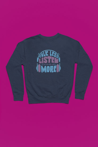 Talk Less Listen More – Retro Headphone Vibes Pullover – marine Pullover als Flatlay-Mockup, hochwertiges Nerd- & Gaming-Design Produktfoto.