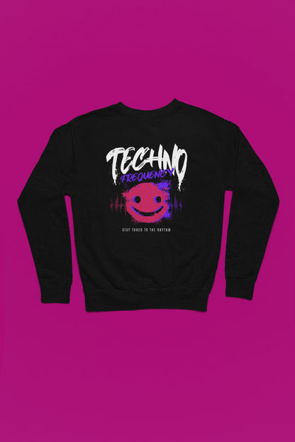 Techno Frequency Pullover – Stay Tuned to the Rhythm – schwarz Pullover als Flatlay-Mockup, hochwertiges Nerd- & Gaming-Design Produktfoto.